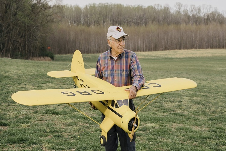 Remote-controlled airplane models
